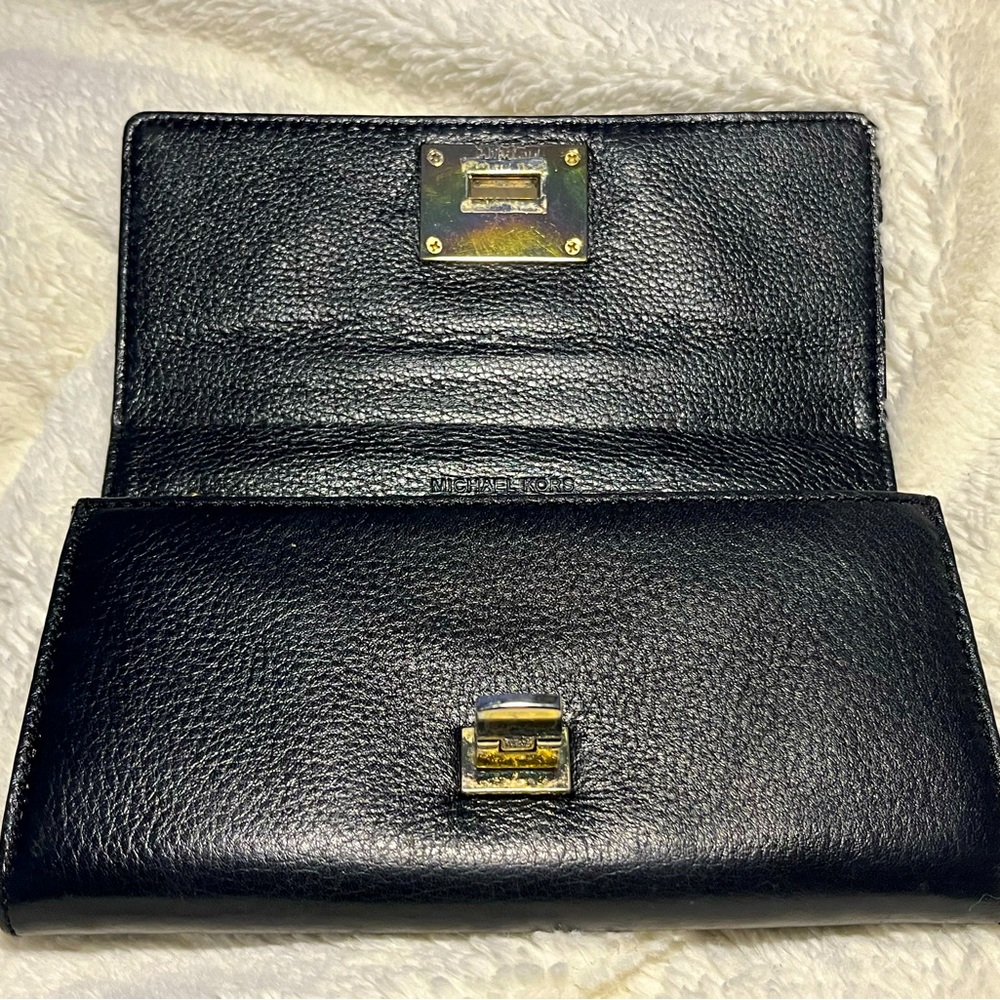 Wallet - Picture 3 of 5